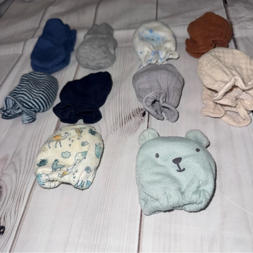Baby Mittens - Set of 11 Pairs
